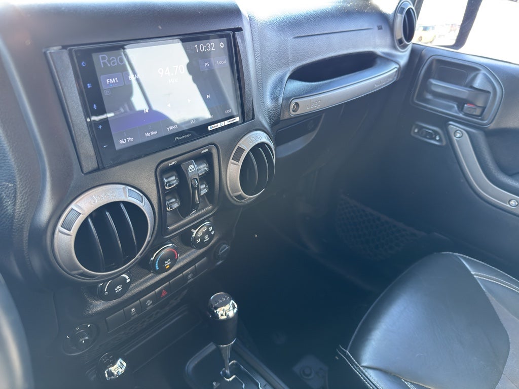 2017 Jeep Wrangler Unlimited Freedom 4x4 *Ltd Avail*