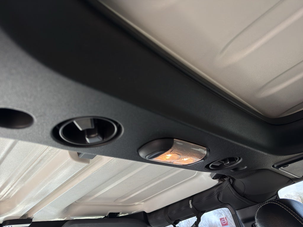 2017 Jeep Wrangler Unlimited Freedom 4x4 *Ltd Avail*