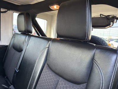 2017 Jeep Wrangler Unlimited Freedom 4x4 *Ltd Avail*