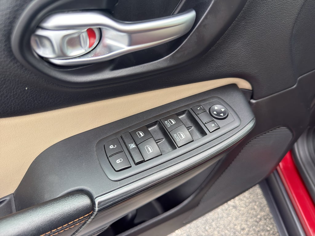 2016 Jeep Cherokee 4WD 4dr Limited