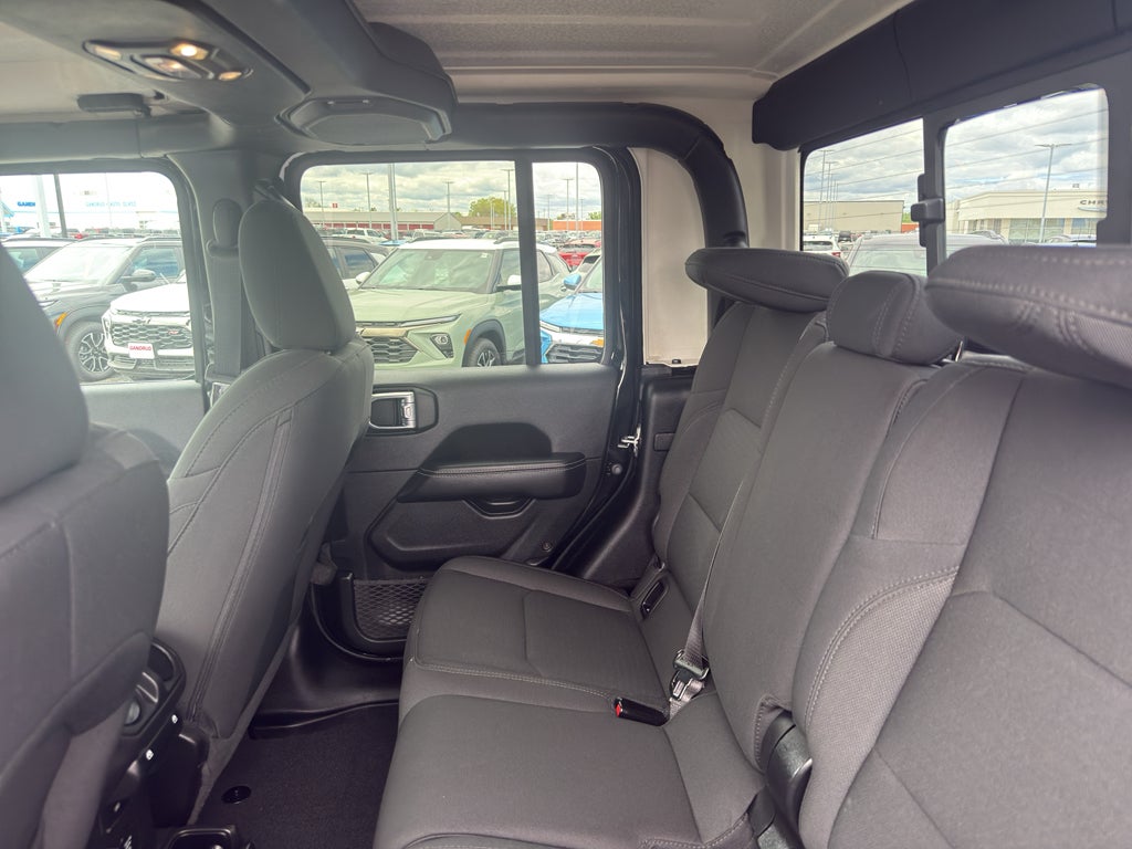 2021 Jeep Gladiator Overland 4x4