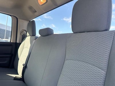 2018 RAM 1500 Express 4x4 Quad Cab 6'4" Box