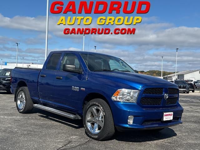 2017 RAM 1500 Express 4x4 Quad Cab 6'4" Box