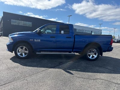 2017 RAM 1500 Express 4x4 Quad Cab 6'4" Box