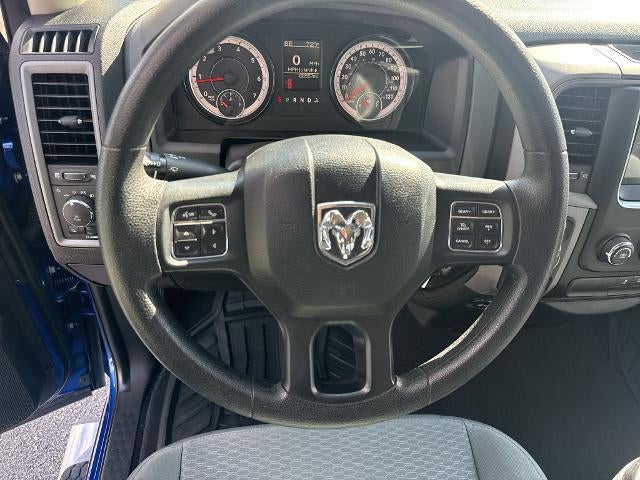 2017 RAM 1500 Express 4x4 Quad Cab 6'4" Box