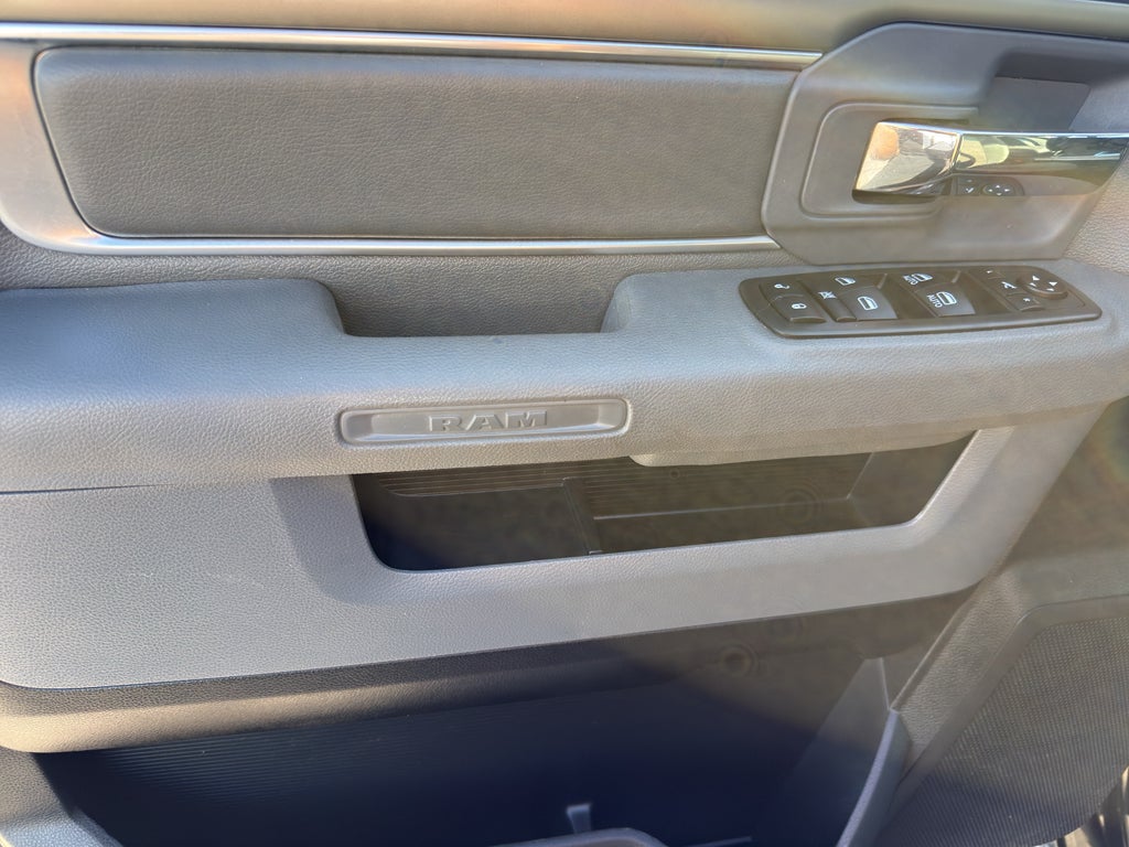 2015 RAM 1500 4WD Quad Cab 6.4 Ft Box Outdoorsman