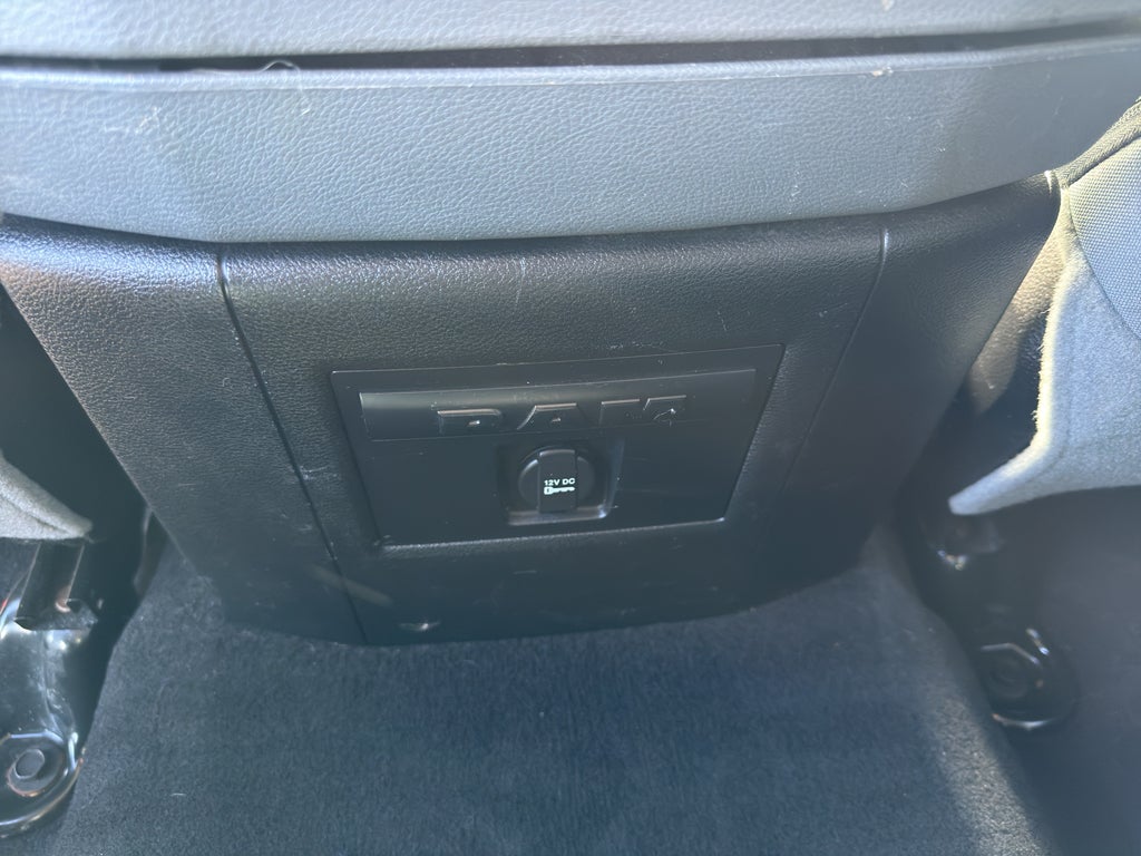 2015 RAM 1500 4WD Quad Cab 6.4 Ft Box Outdoorsman