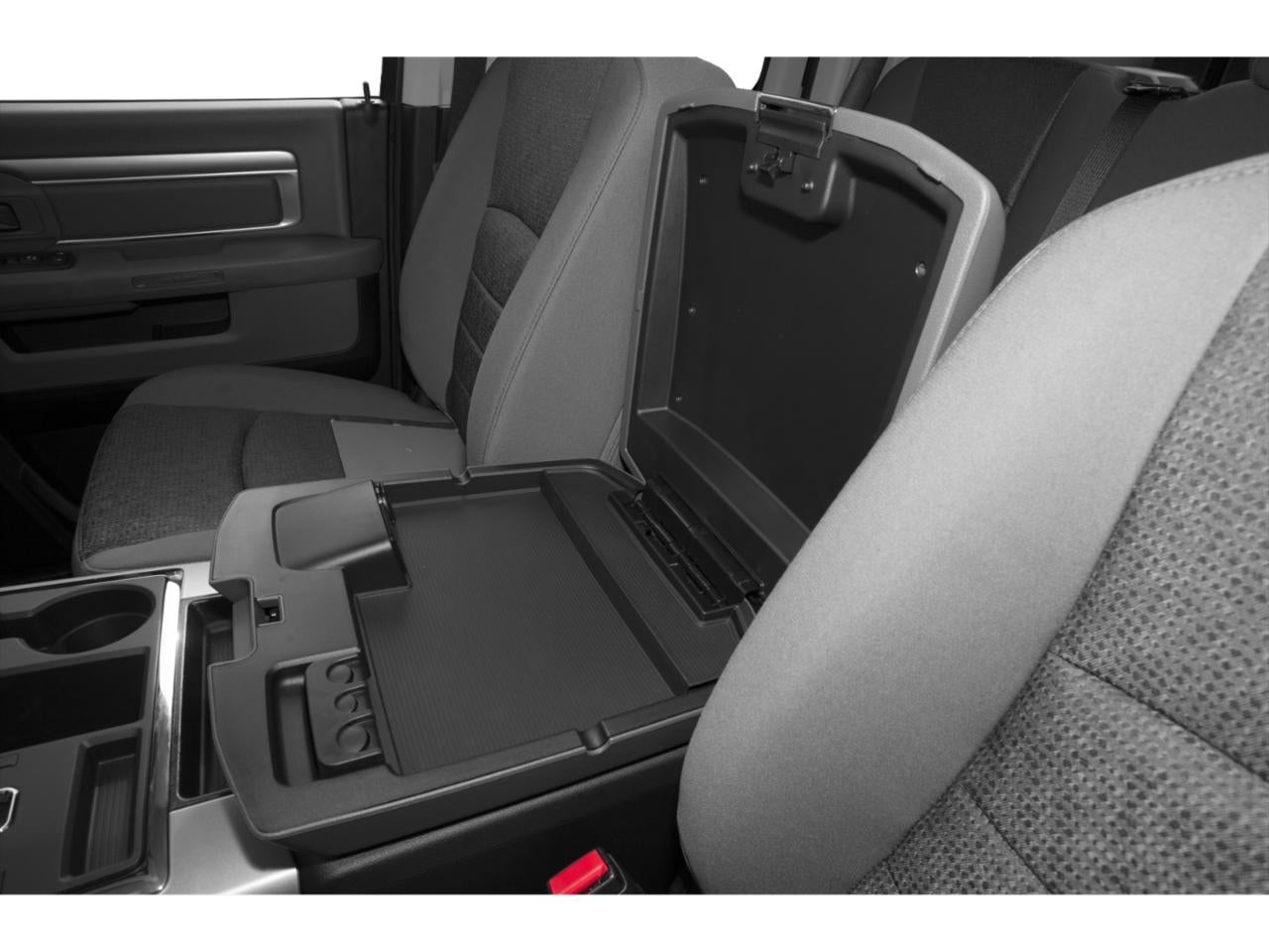 2015 RAM 1500 4WD Quad Cab 6.4 Ft Box Outdoorsman