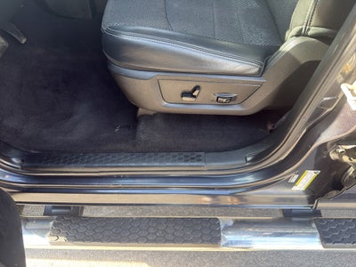 2016 RAM 1500 4WD Quad Cab 6.4 Ft Box Sport