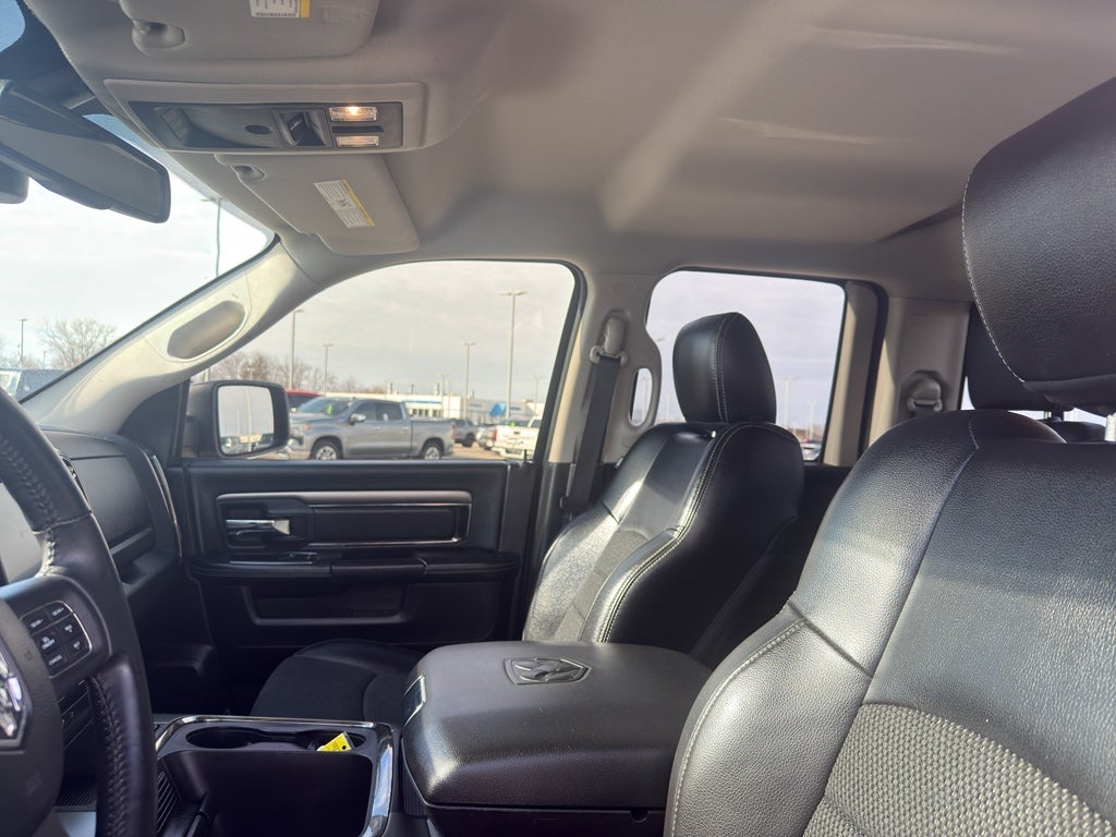 2016 RAM 1500 4WD Quad Cab 6.4 Ft Box Sport