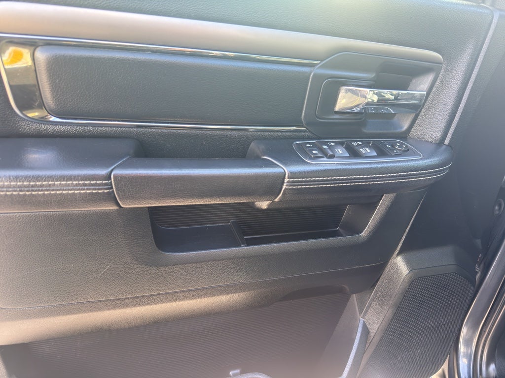 2016 RAM 1500 4WD Quad Cab 6.4 Ft Box Sport