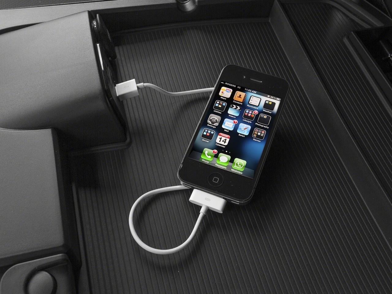 2016 RAM 1500 4WD Quad Cab 6.4 Ft Box Sport