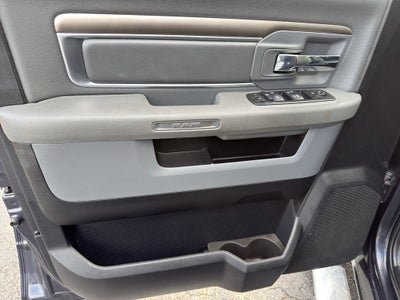 2016 RAM 1500 4WD Crew Cab 5.7 Ft Box Big Horn