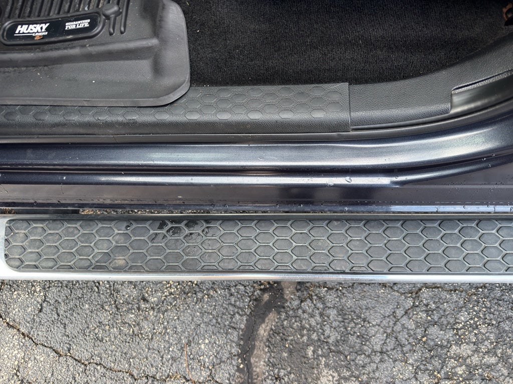 2016 RAM 1500 4WD Crew Cab 5.7 Ft Box Big Horn