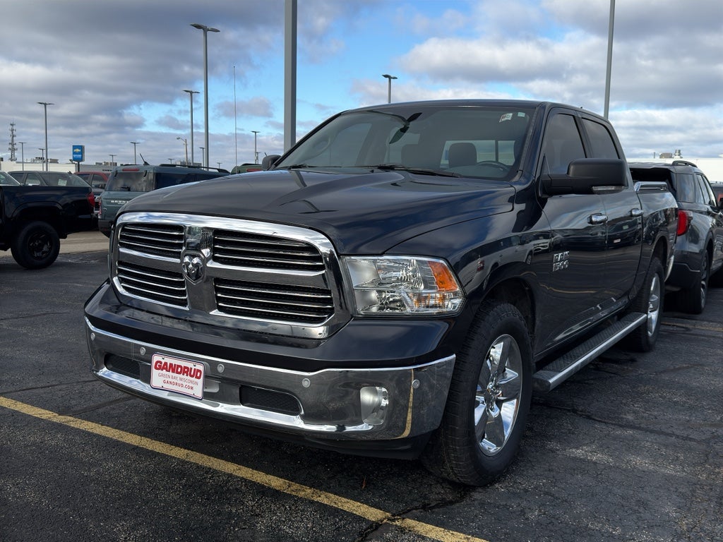 2016 RAM 1500 4WD Crew Cab 5.7 Ft Box Big Horn