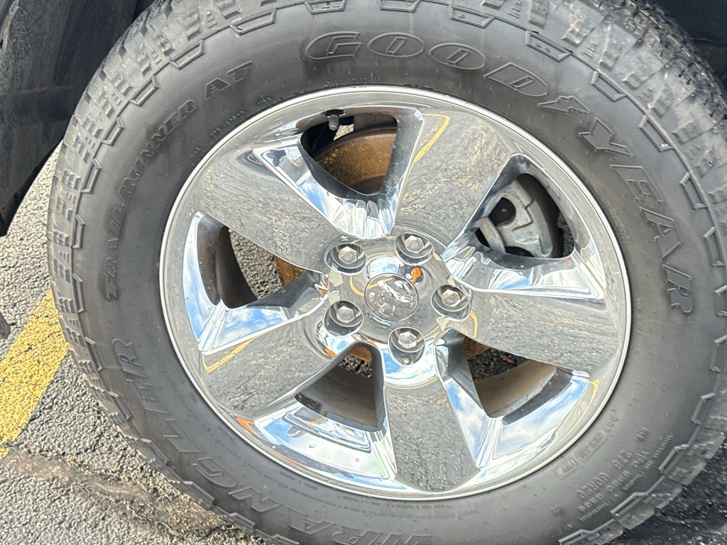 2016 RAM 1500 4WD Crew Cab 5.7 Ft Box Big Horn