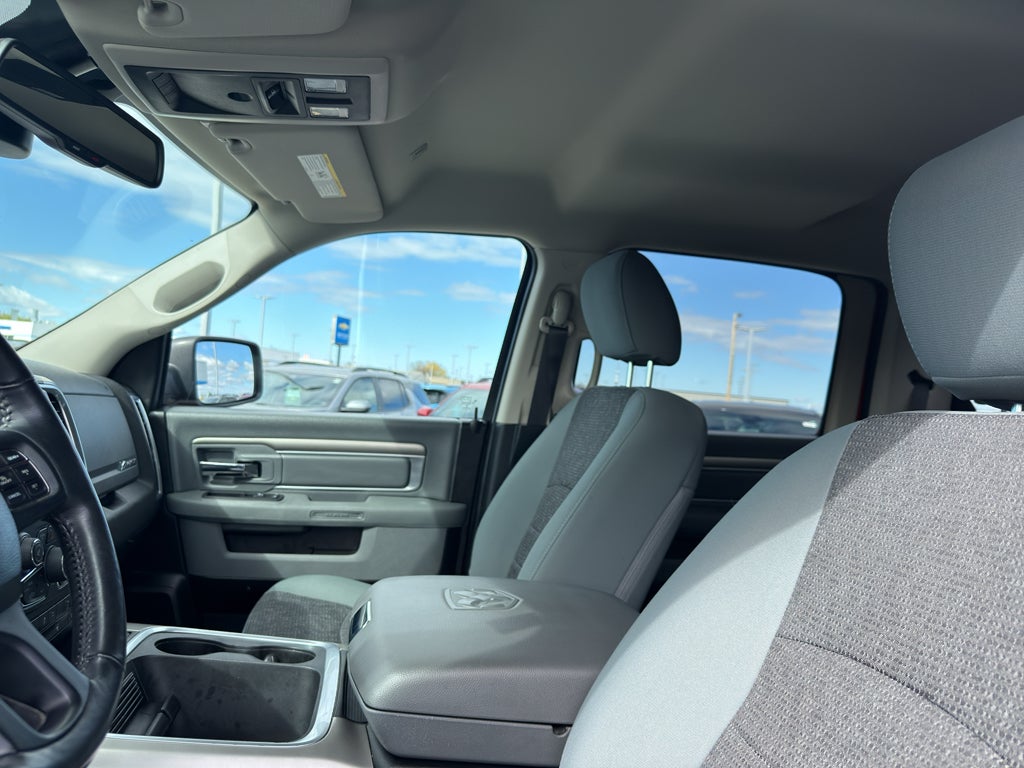 2019 RAM 1500 Classic Big Horn 4x4 Crew Cab 5'7" Box