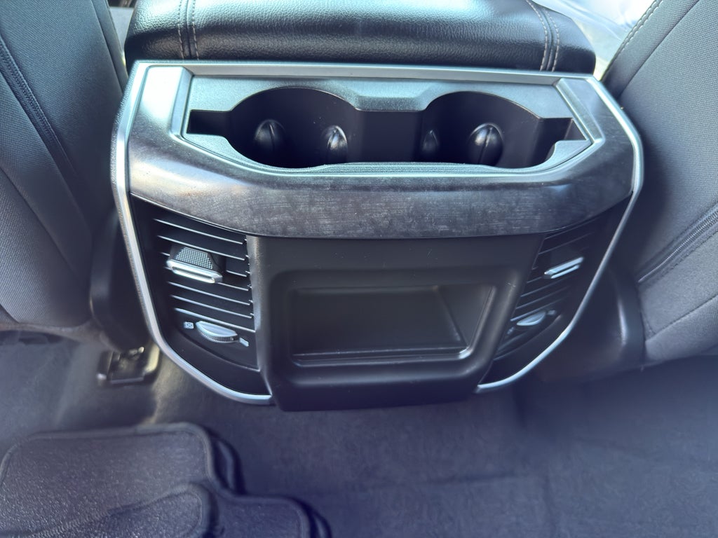 2022 RAM 1500 Big Horn 4x4 Quad Cab 6'4" Box