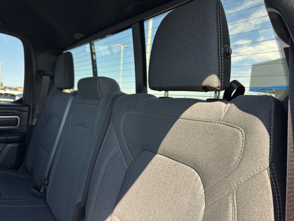 2022 RAM 1500 Big Horn 4x4 Quad Cab 6'4" Box
