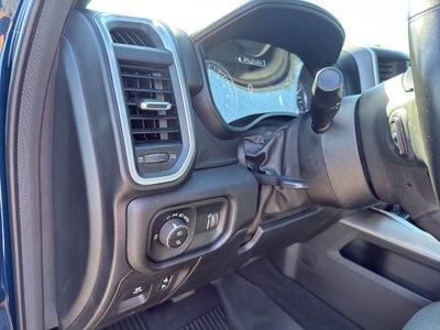 2022 RAM 1500 Big Horn 4x4 Crew Cab 5'7" Box