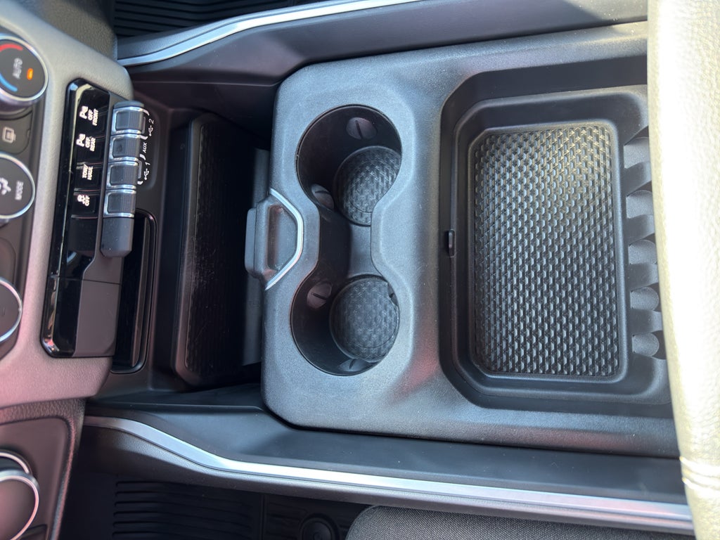 2022 RAM 1500 Big Horn 4x4 Crew Cab 5'7" Box