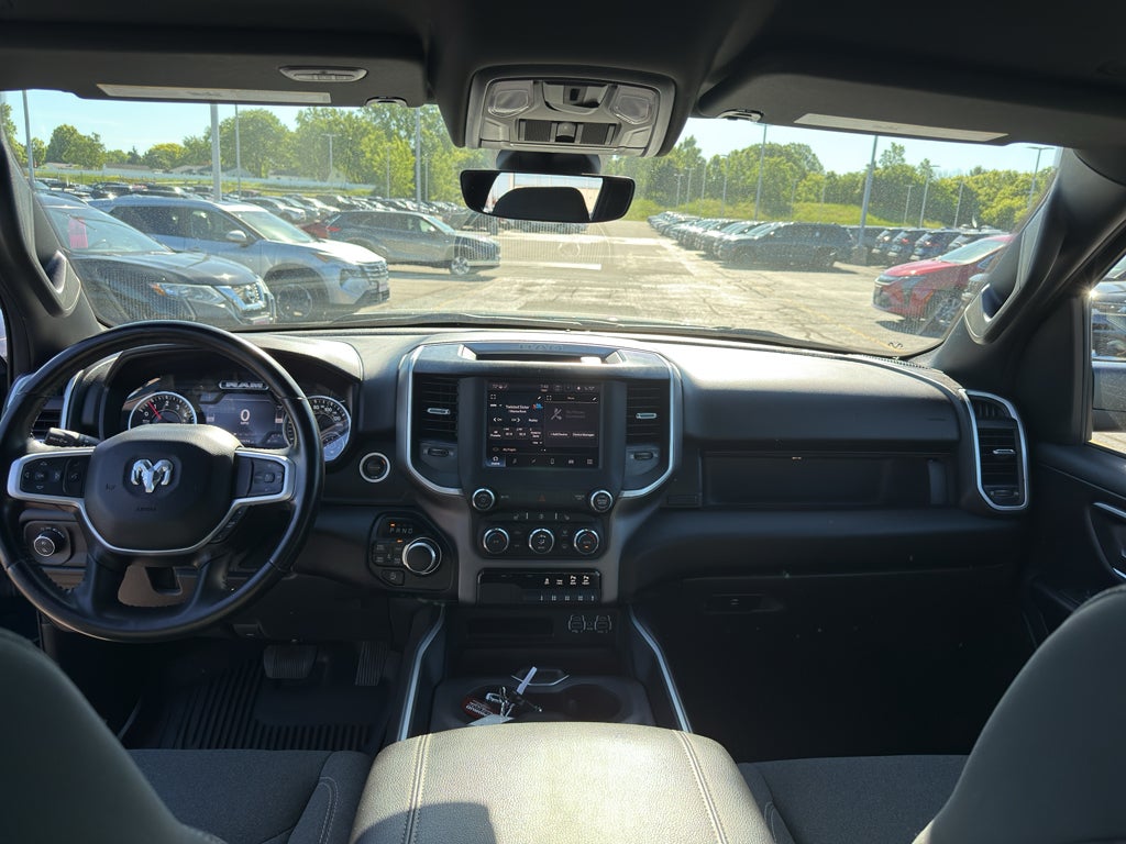 2022 RAM 1500 Big Horn 4x4 Crew Cab 5'7" Box