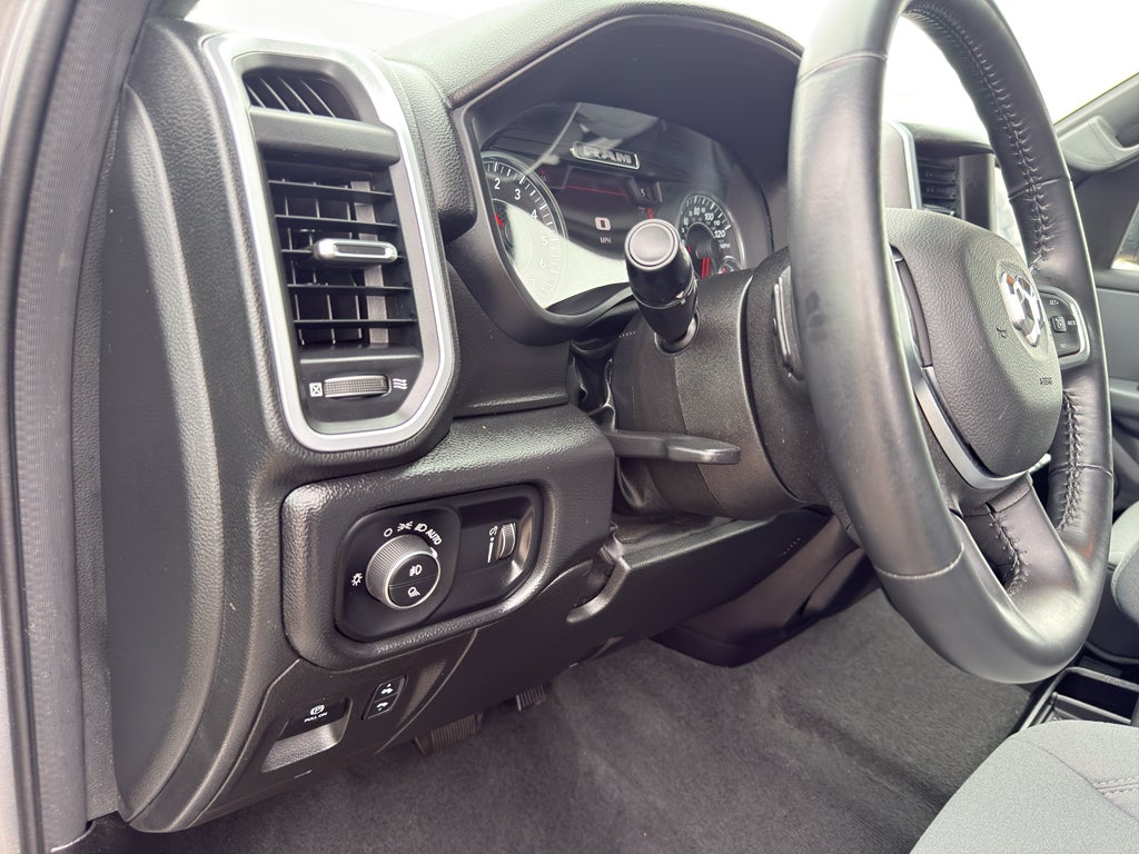 2022 RAM 1500 Big Horn 4x4 Quad Cab 6'4" Box