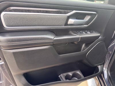 2022 RAM 1500 Big Horn 4x4 Crew Cab 5'7" Box