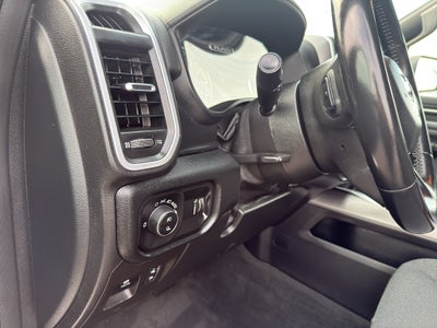2022 RAM 1500 Big Horn 4x4 Crew Cab 5'7" Box