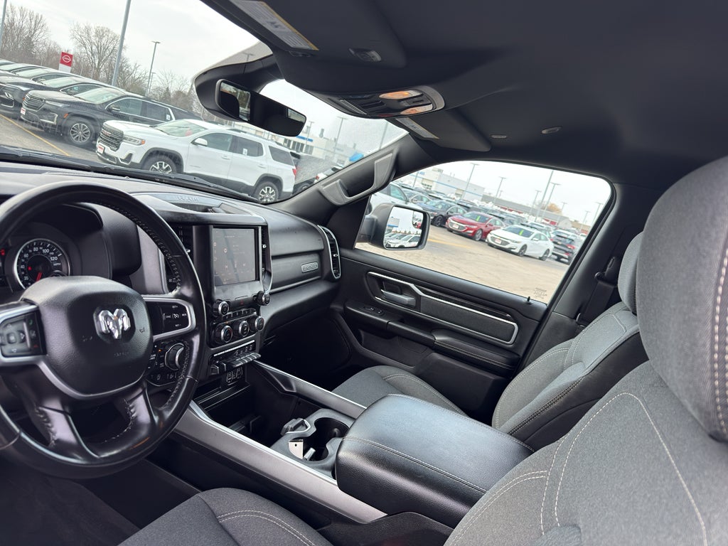 2022 RAM 1500 Big Horn 4x4 Crew Cab 5'7" Box