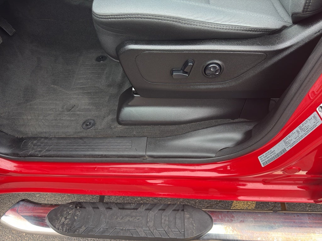 2020 RAM 1500 Big Horn 4x4 Crew Cab 5'7" Box