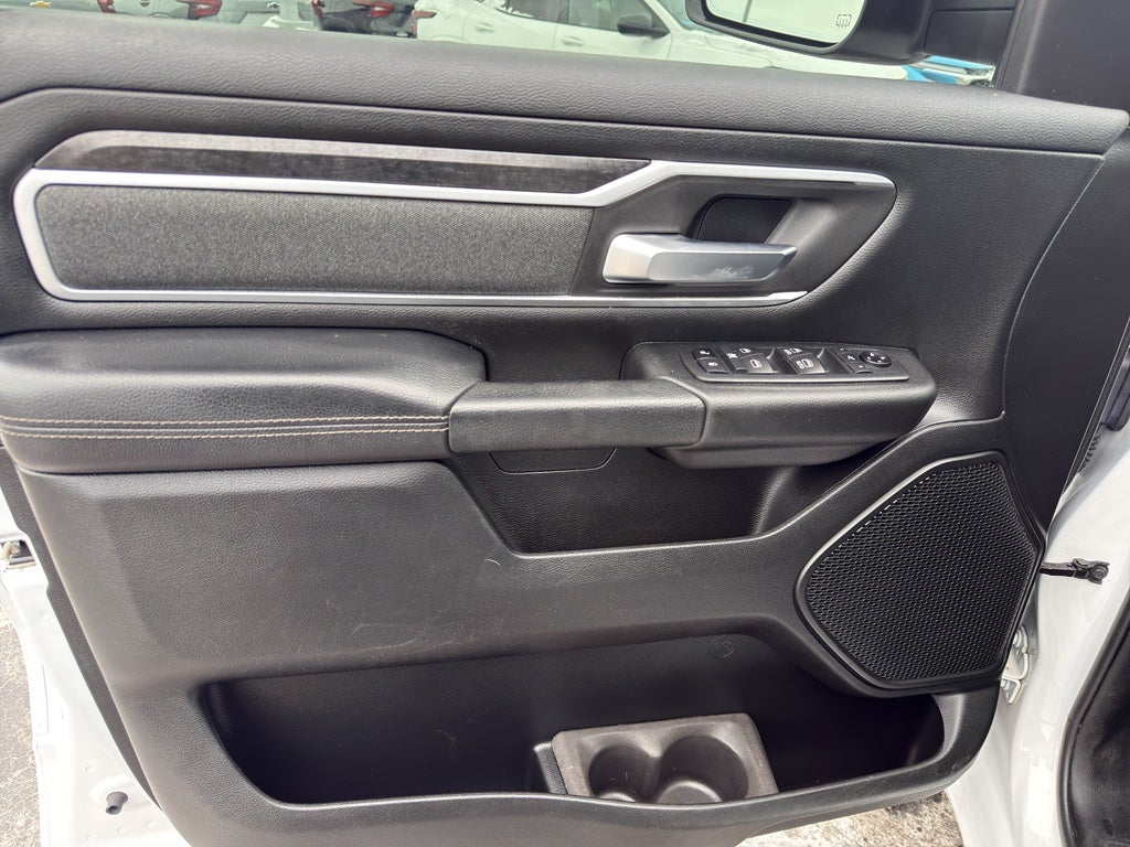 2020 RAM 1500 Big Horn 4x4 Crew Cab 5'7" Box