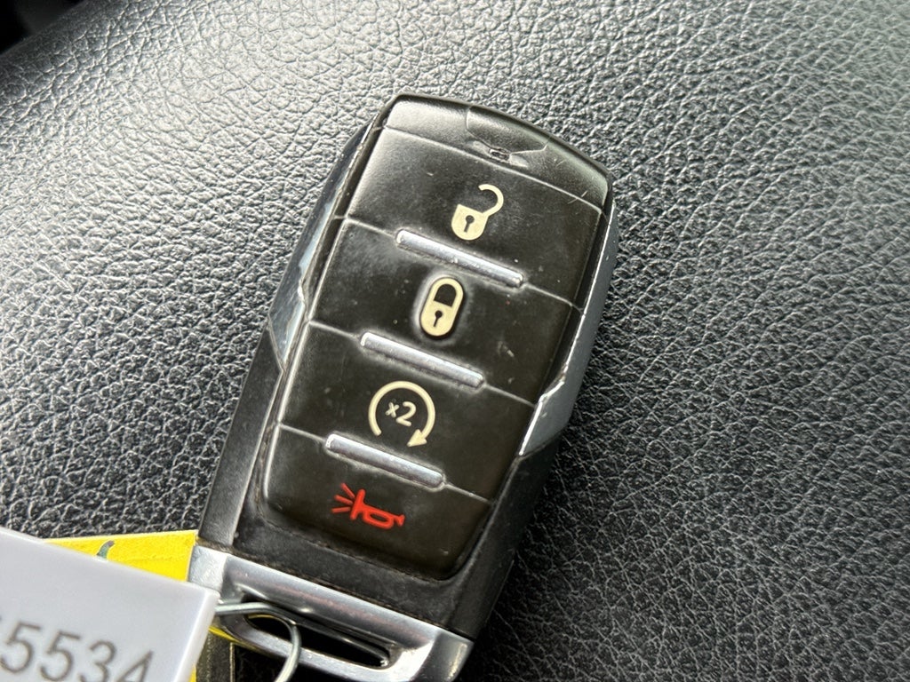 2020 RAM 1500 Big Horn 4x4 Crew Cab 5'7" Box