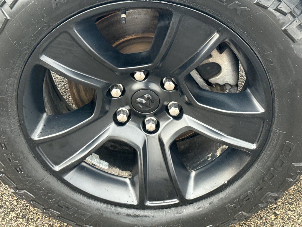 2020 RAM 1500 Big Horn 4x4 Crew Cab 5'7" Box