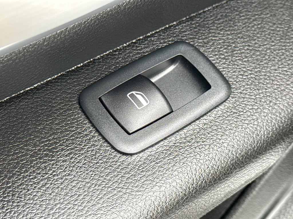 2020 RAM 1500 Big Horn 4x4 Crew Cab 5'7" Box