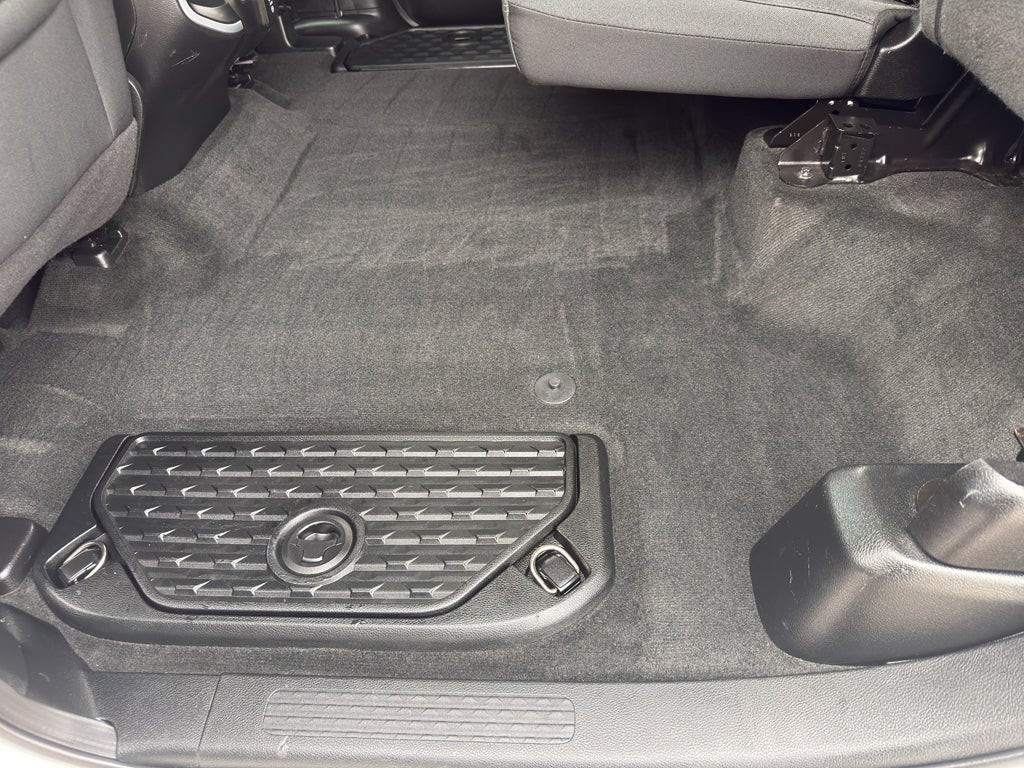 2020 RAM 1500 Big Horn 4x4 Crew Cab 5'7" Box