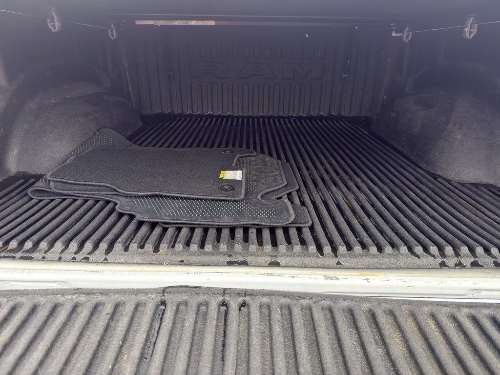 2020 RAM 1500 Big Horn 4x4 Crew Cab 5'7" Box