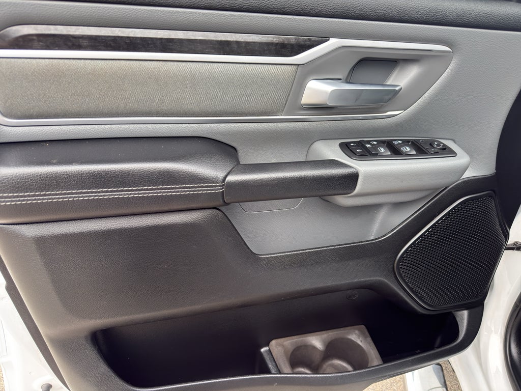 2020 RAM 1500 Big Horn 4x4 Crew Cab 5'7" Box