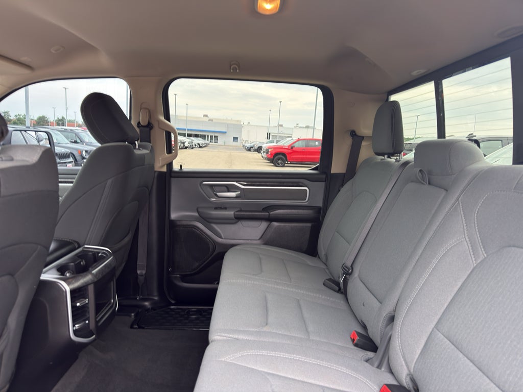 2020 RAM 1500 Big Horn 4x4 Crew Cab 5'7" Box