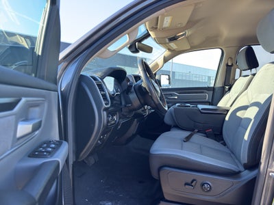 2020 RAM 1500 Big Horn 4x4 Crew Cab 5'7" Box