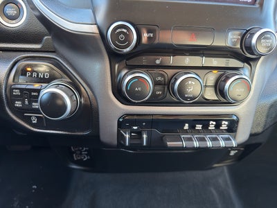 2020 RAM 1500 Big Horn 4x4 Crew Cab 5'7" Box