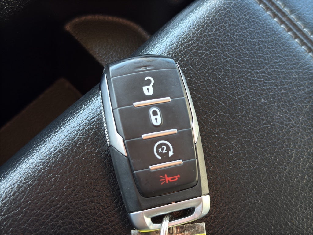 2020 RAM 1500 Big Horn 4x4 Crew Cab 5'7" Box