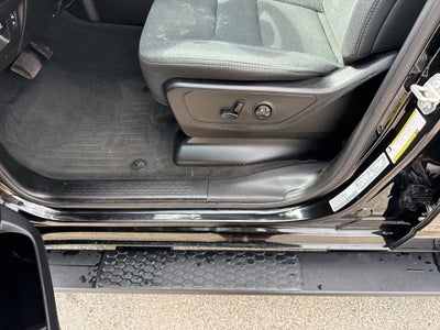 2020 RAM 1500 Big Horn 4x4 Crew Cab 5'7" Box