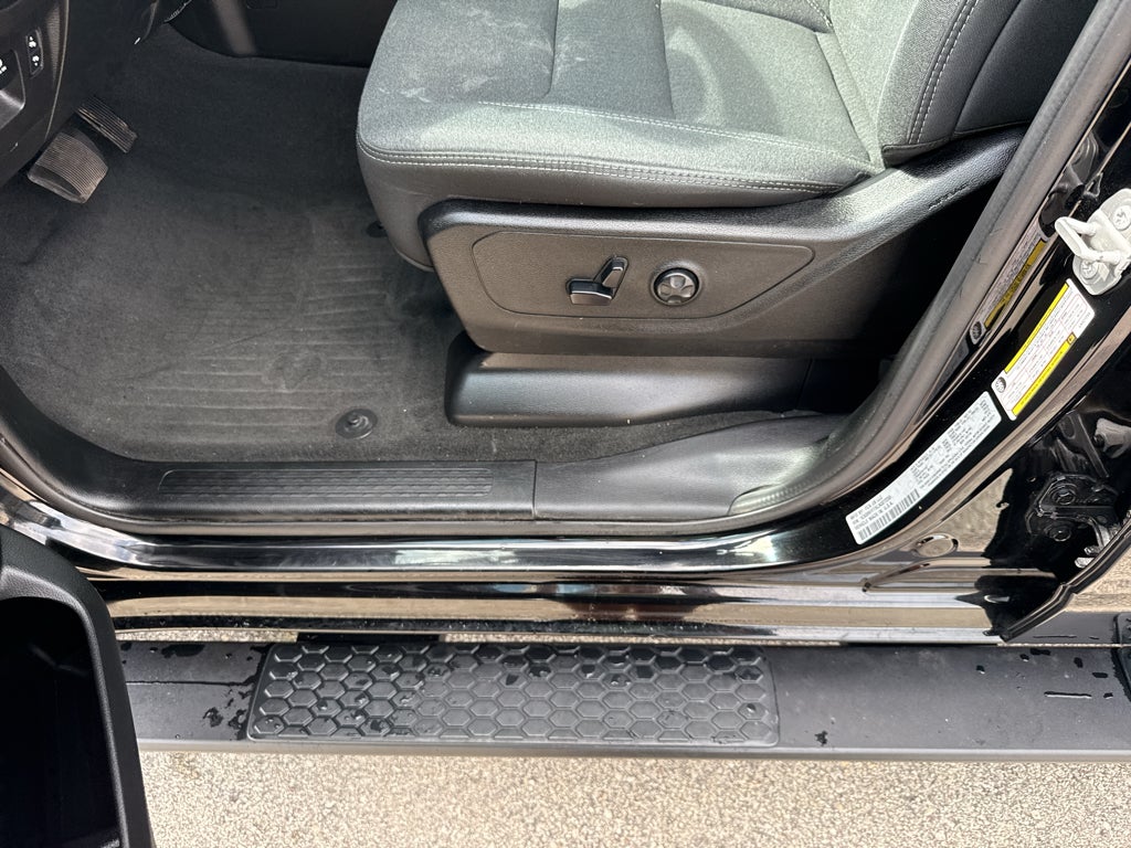 2020 RAM 1500 Big Horn 4x4 Crew Cab 5'7" Box