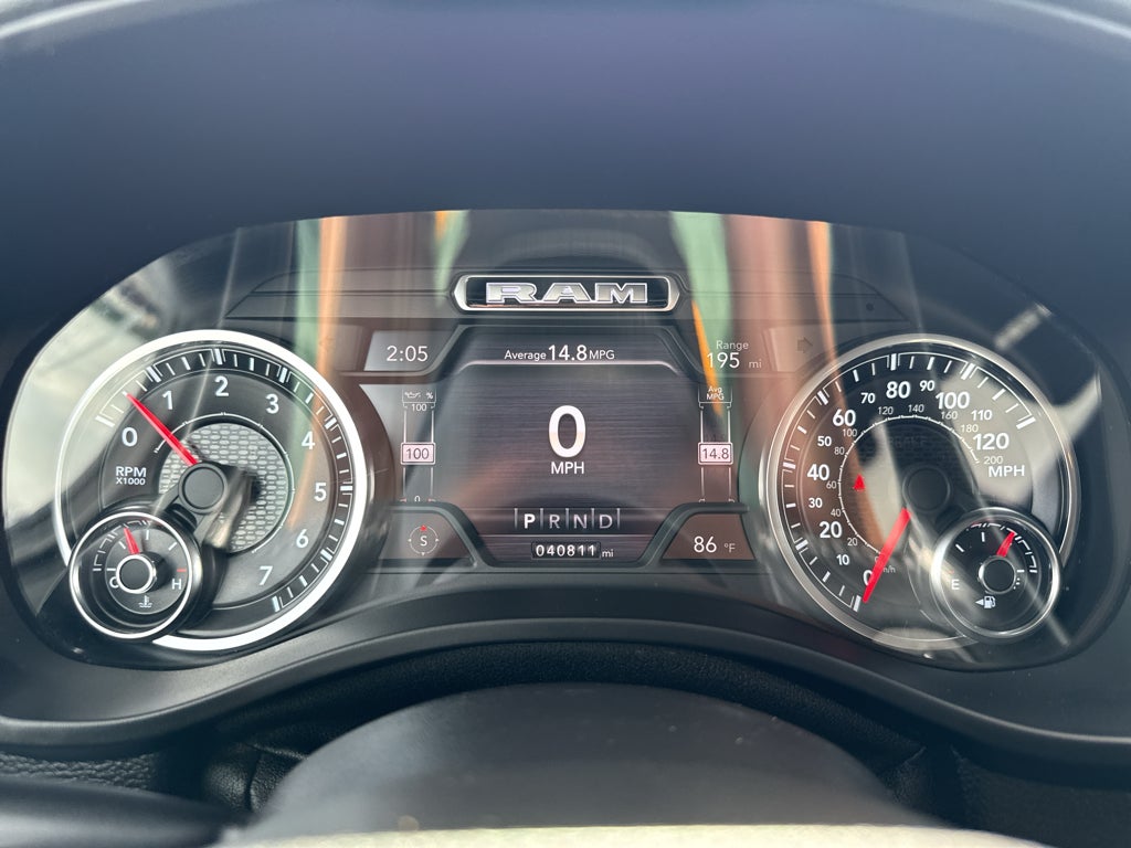 2020 RAM 1500 Big Horn 4x4 Crew Cab 5'7" Box