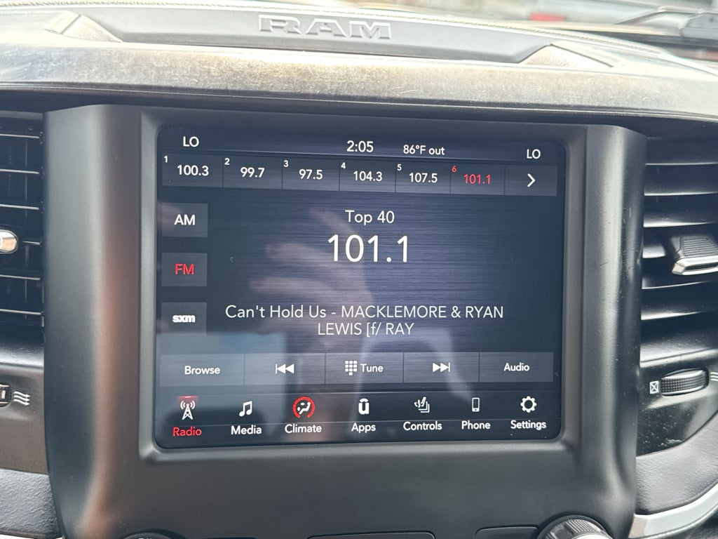 2020 RAM 1500 Big Horn 4x4 Crew Cab 5'7" Box