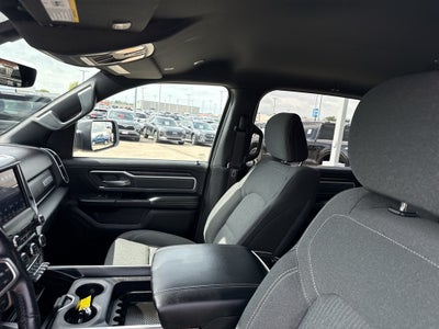 2020 RAM 1500 Big Horn 4x4 Crew Cab 5'7" Box