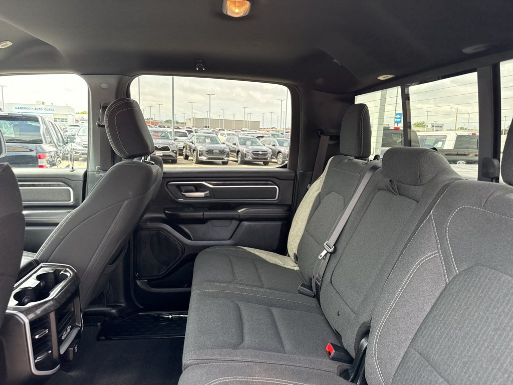 2020 RAM 1500 Big Horn 4x4 Crew Cab 5'7" Box
