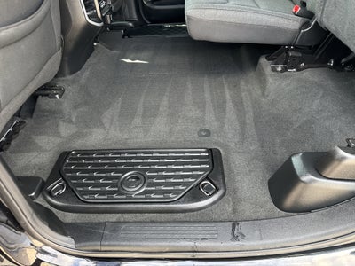 2020 RAM 1500 Big Horn 4x4 Crew Cab 5'7" Box