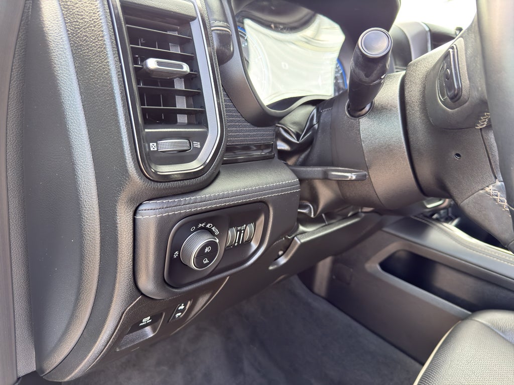 2022 RAM 1500 Limited 4x4 Crew Cab 5'7" Box